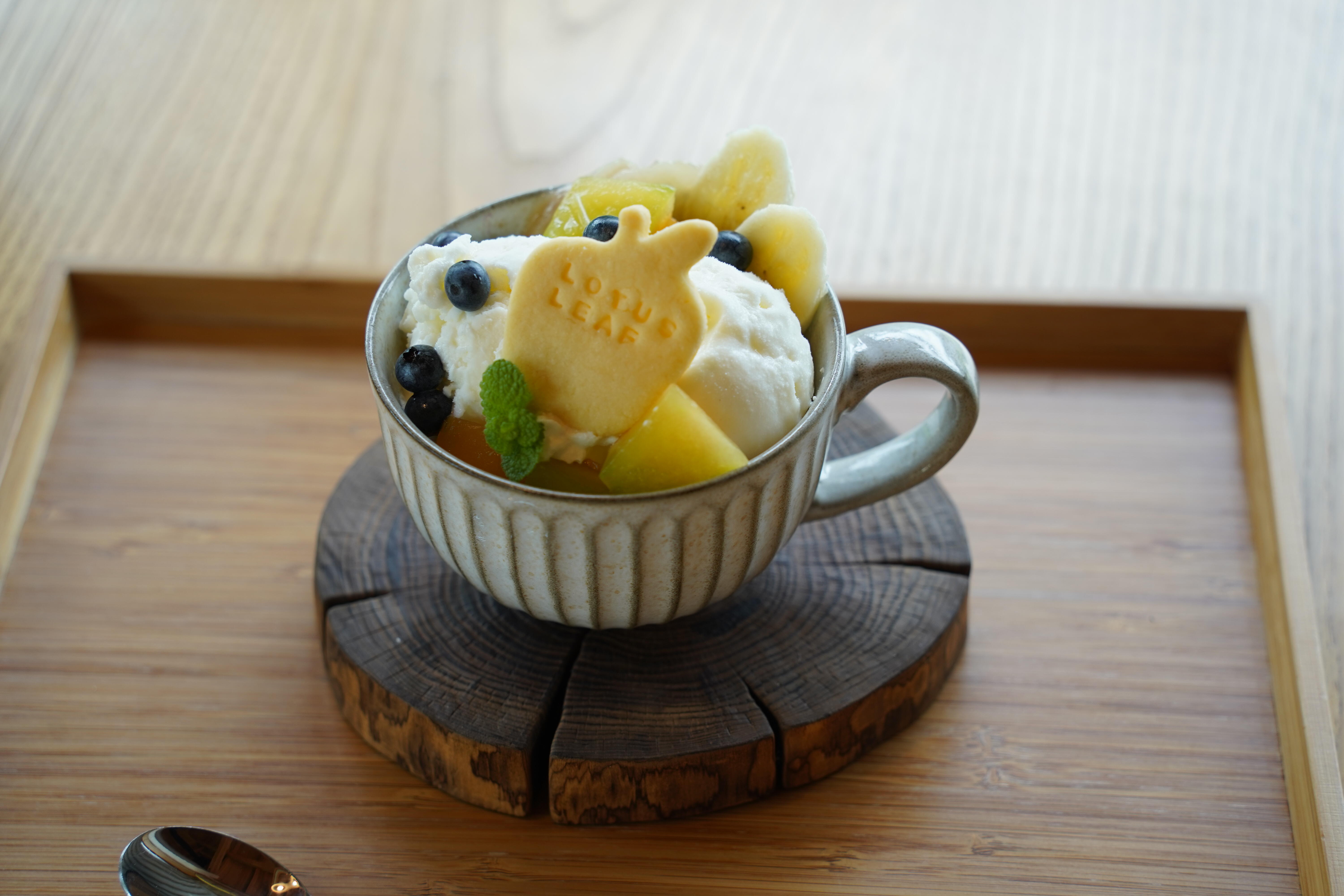ロータスリーフ